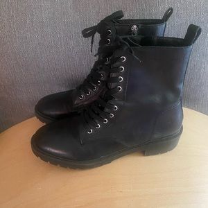 Steve Madden Boots